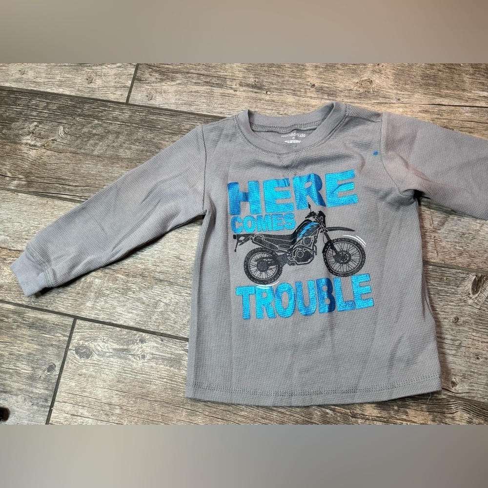 Shirt - Picture 4 of 5